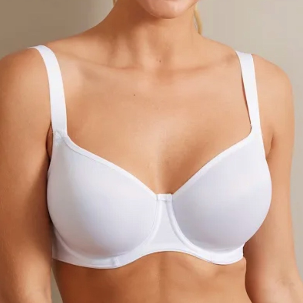 Fantasie Smoothing Balcony Bra NWOT FL4520 32FF UK Size/ 32H US Size